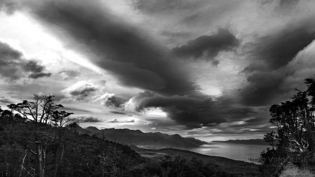 Cielos del canal de Beagle, Ushuaia, Tierra del Fuego, 2013.