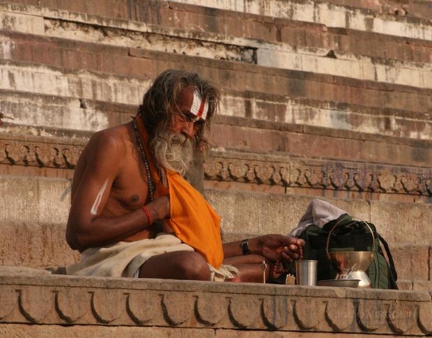 Sadhu en Varanasi, India