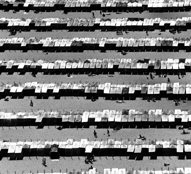 Carpas de la playa de Nazaré, Portugal 2015